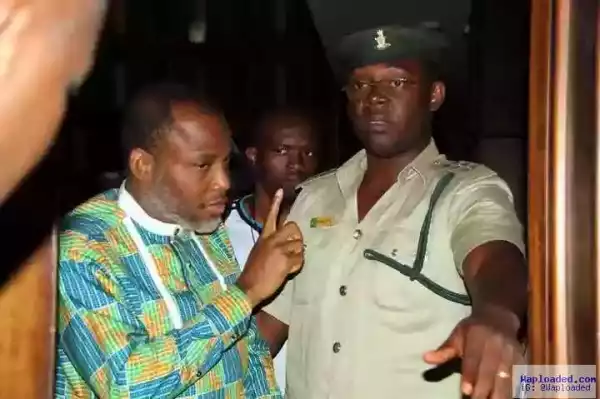 Caption This Photo Of Nnamdi Kanu & A Prison Warder In Court Today